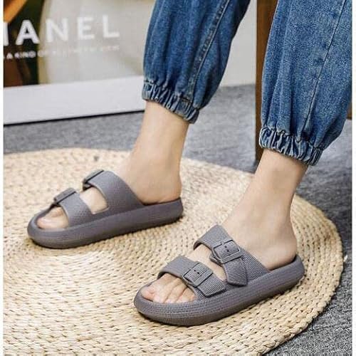 XRDSHY Cozy Slides Damen Herren Kissenrutschen Pantoffeln rutschfeste Dicker Sohle Super Weich Slippers Hausschuhe Badeschlappen Dusche Badeschuhe,Grau-45/46 EU Cover