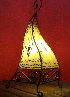 Orientalische Tischlampe Marrakesch 50cm Lederlampe Hennalampe Lampe | Marokkanische kleine Tischlampen aus Metall…