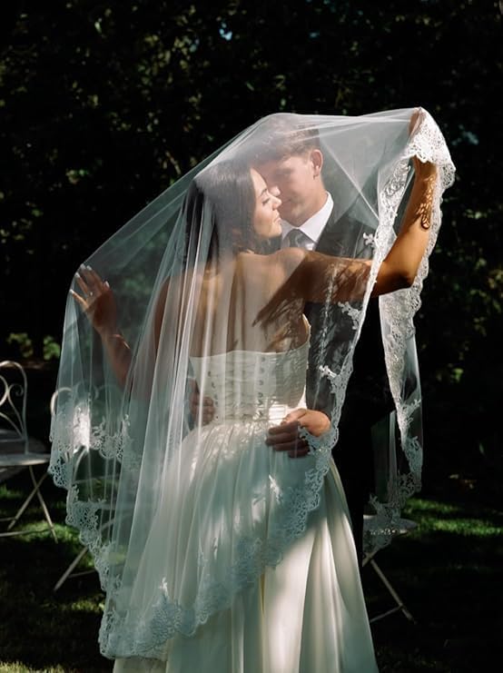 SILK & LACE Cathedral Wedding Veil for Bride, 1-Tier White Tulle Bridal Veil, Luxury Veil with Lace Trim