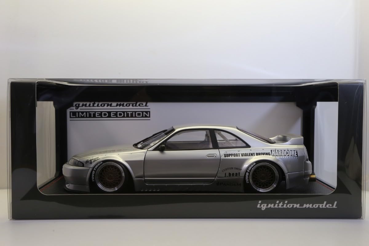イグニッションモデル1/18パンデムGTR R33 シルバー