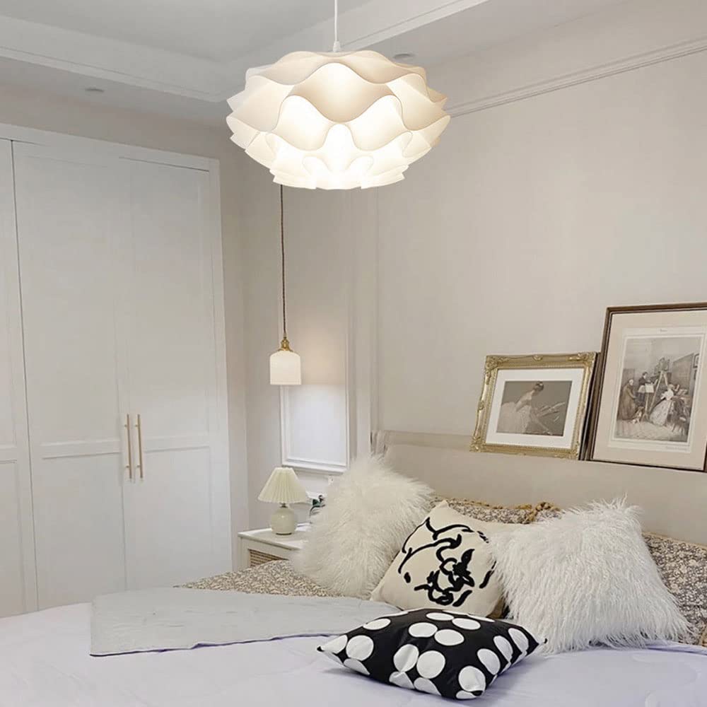Handgemaakte crèmekleurige stoffen hanglamp, moderne Eva Design