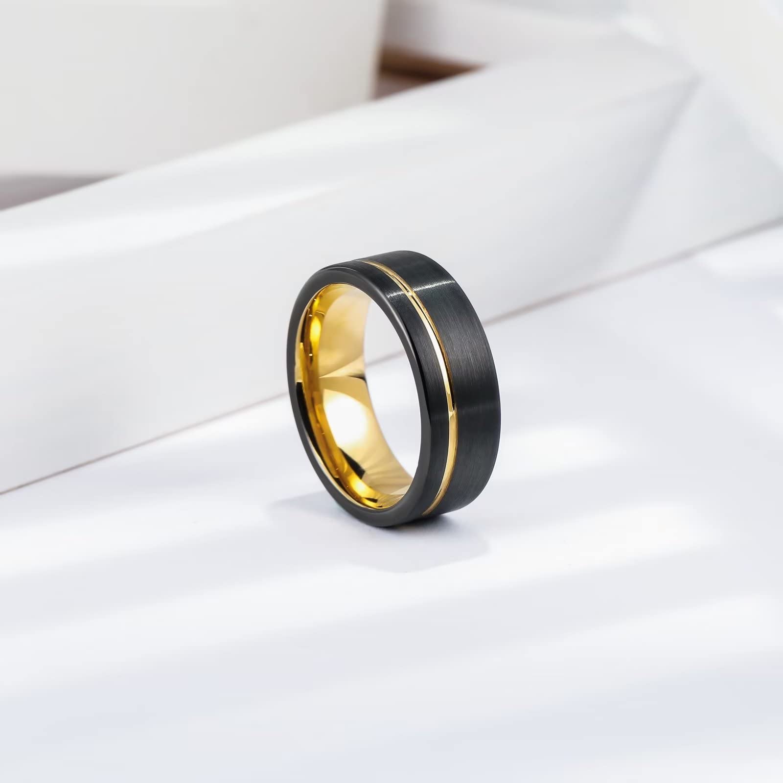 King Will Alianza de boda de carburo de tungsteno para hombre con diseño de ranura, 6/7/8 mm de ancho, acabado cepillado/pulido, ajuste cómodo
