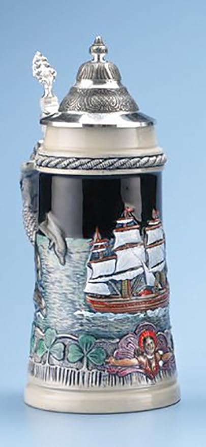 Amazon Co Jp Clipper Stein コレクタブルジャーマンビールジョッキ 手描きコバルトブルーの背景付き クリッパーシップ イルカ クジラ サンセット ロープ ボーダー マーメイド シャムロック 限定版 ホーム キッチン