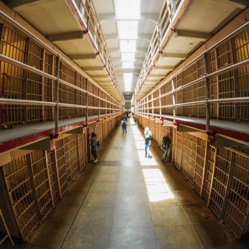 Hour 2: NYC Travel Discount &ndash; Parole Denied &ndash; New Polls Show Braford Slipping