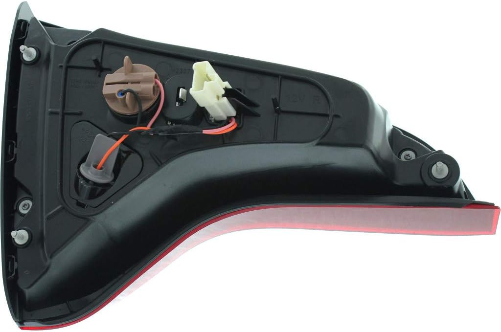 CarLights360 For Kia Sorento Tail Light 2014 2015 Passenger Side Rear Inner Bulb Type DOT Certified For KI2803102 | 92406-1U500