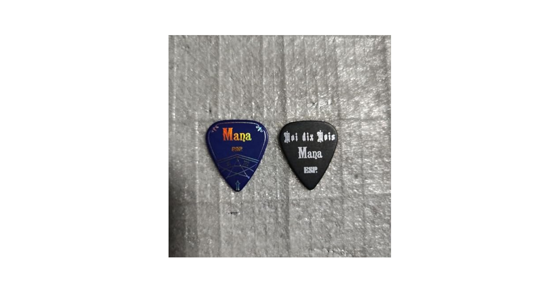 Amazon.co.jp: moi dix mois manaマナ ギターピック2種セット