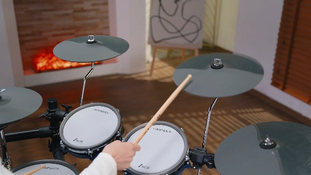 Amazon.com: HAMPBACK ACE-360 Electric Drum Set with 8'' Drum Pads
