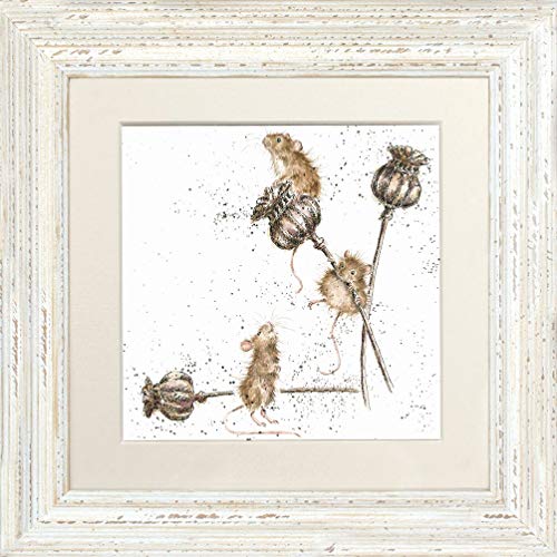 Wrendale Designs - 'Nadolig Llawen' Cerdyn, Distressed White, 17L x 13.8W cm