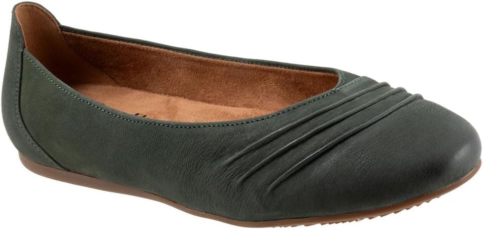 SoftWalk Women's Safi Ballet Flat