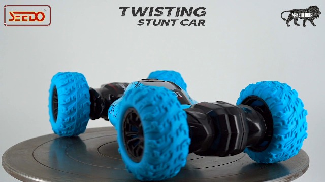 SEEDO Remote Control Rechargeable Twisting Stunt Car 1:16 Scale