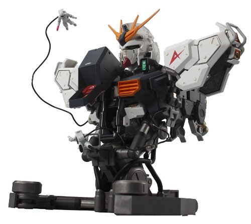 Formania Nu Gundam Completed Bust-Up Model [Toy] (japan import)