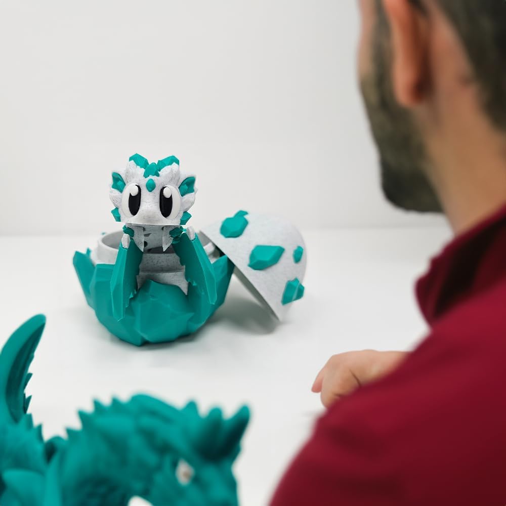 Articulated Emerald Dragon with Egg, 3D Printed Fidget Toy, Unique Fun Design, Dragon Inside Egg, Toys for Kids, Home Decor, Flexible Desk Pet Figure, Birthday Gifts, Easter, Collectible Figure