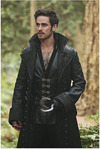 Colin O'Donoghue 8 x 10 photo The Rite Once Upon a Time as Captain Hook Outdoors Pose 1 kn