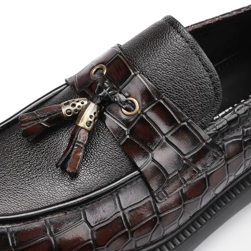 Image of Men's Luxury Tassel Leather Dress Shoes, Classic Casual Tassel Business Penny Loafer Party Shoes Wedding Loafers for Mens