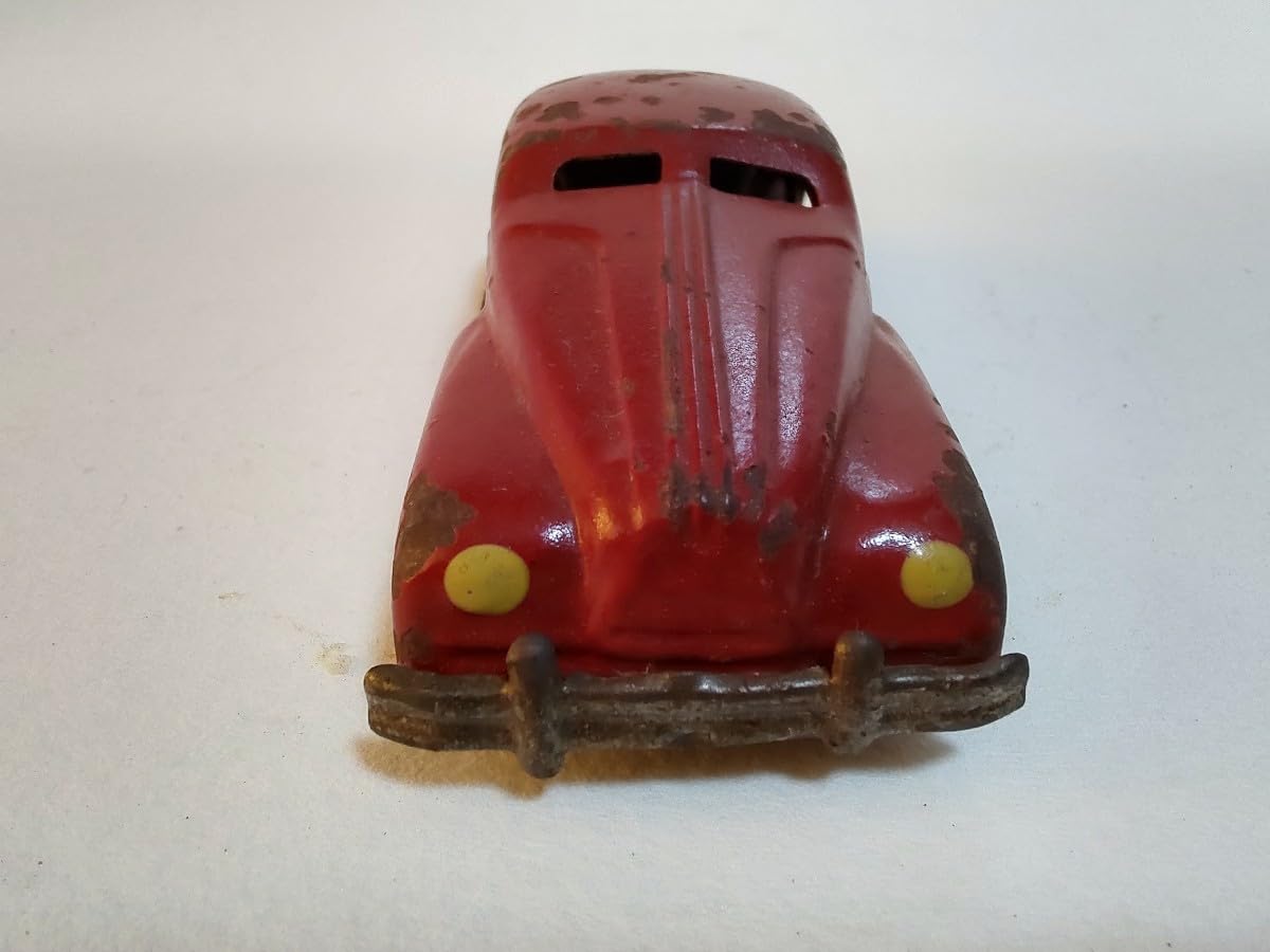 Amazon.co.jp: アメ車 ブリキのミニカー 赤色 初期 : おもちゃ