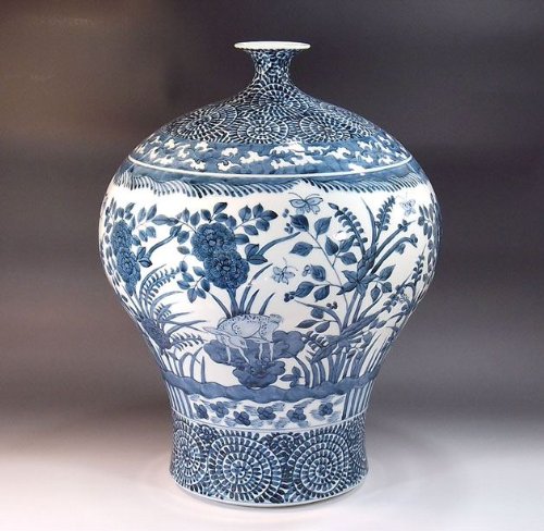 Amazon.co.jp: 有田焼・伊万里焼｜花瓶陶器・花器・壺｜贈答品｜高級