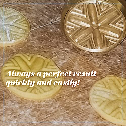 La Gondola Homemade Ravioli Stamp - Round Corzetti (Corsets) 1.97in | Italian Pasta Making Tool for Home and Business | Brass & Natural Wood | Easy to Use Ravioli Stamp | Ravioli Cutter Made in Italy - Thumbnail 6