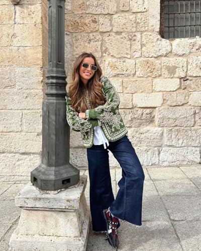 YKR Women's Vintage Floral Cropped Quilted Jacket in Green - Lightweight Puffer Coat for Every Occasion - Image 2