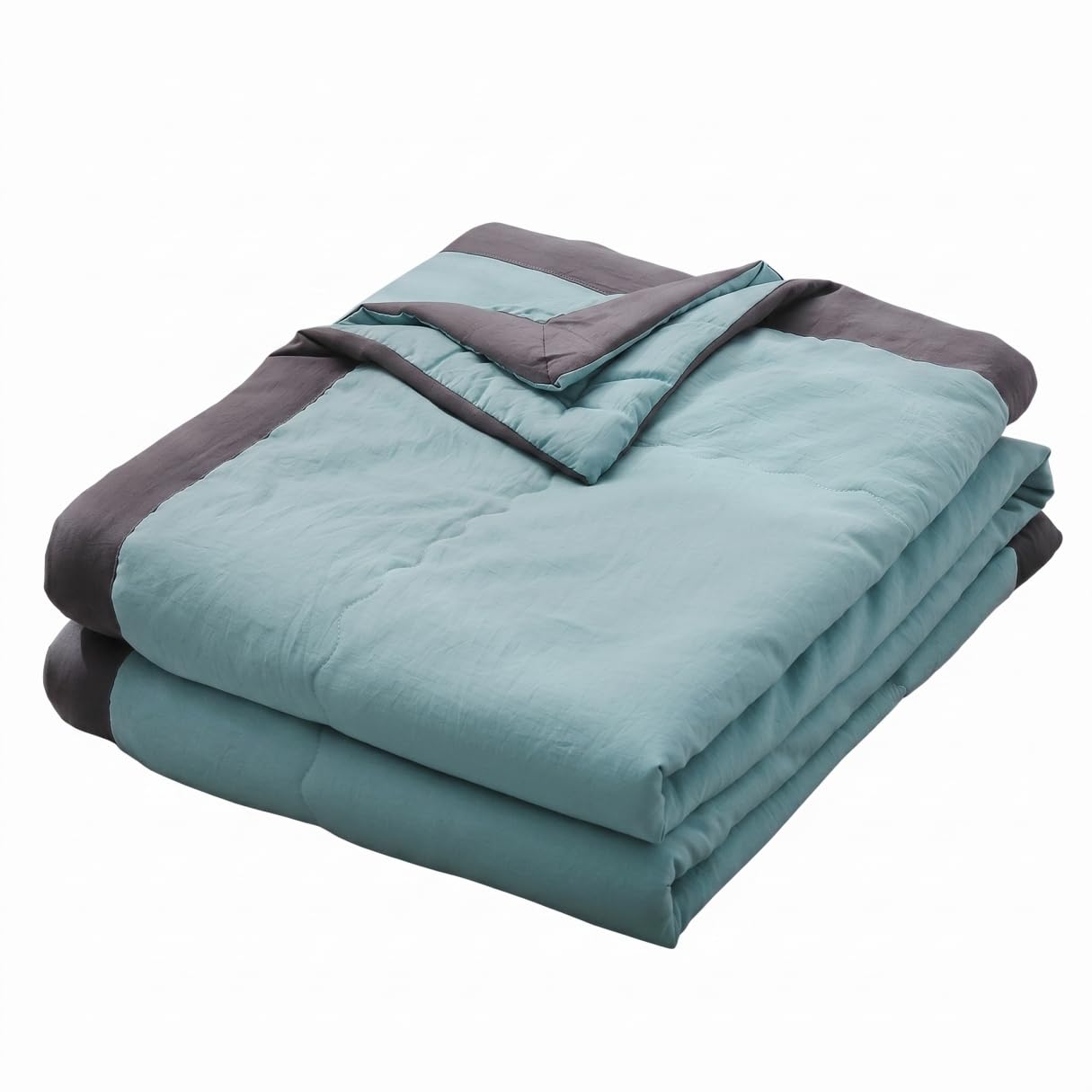 Couette pour l'été vert clair en coton lavé pour une chambre cocooning