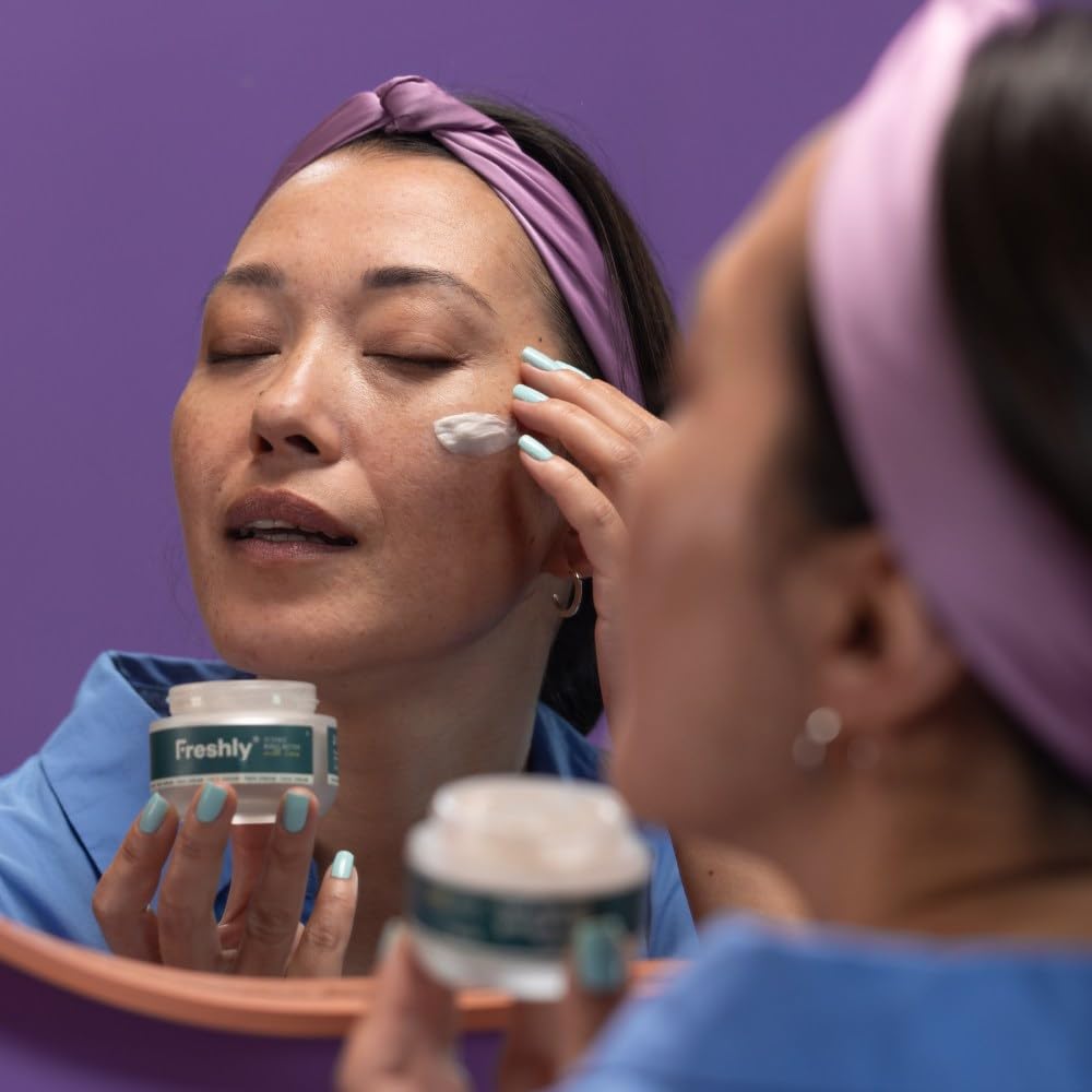 Freshly Cosmetics Crema hidratante que reduce signos del envejecimiento, arrugas líneas de expresión Omega Rich Well-Ageing Cream 50ml