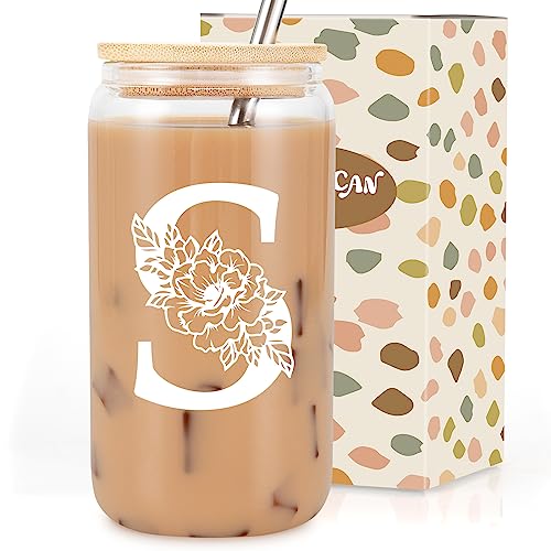 Coolife Initial Glass Cup, Monogrammed Gifts for Women, 16oz Glass Cups w/Lids Straws, Iced Coffee Smoothie Beer Tumbler w/Straw Lid, Personalized Mothers Day, Birthday Gifts for Woman Mom Friend Her