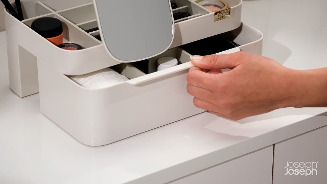 Amazon.com: Joseph Joseph 75005 Viva Makeup Cosmetic Storage