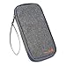 Produktbild Reisepass Tasche Reisepasshülle Ausweistasche mit Handschlaufe Reiseorganizer Verschleißfest Geräumig für Pass Kreditkarten Ausweise Reise 15 x 24 cm (Grau)