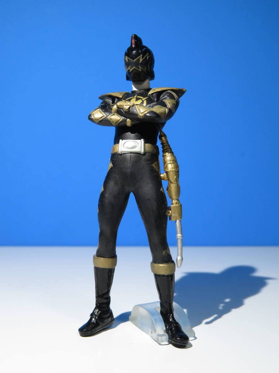 アバレンジャー 暗黒の鎧 1/6 アクションフィギュア 【公式通販】