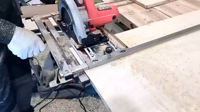 Adjustable Circular Saw Guide Base – Precision Milling & Cutting Clamp For 4-6 Inch Saws, Woodworking Positioning Tool, Compact & Lightweight