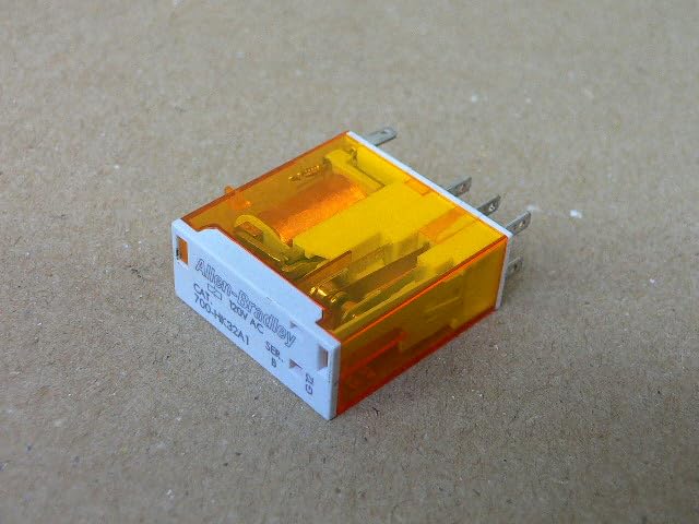 Allen Bradley 700-Hk32a1 Relay 120Vac (Used)