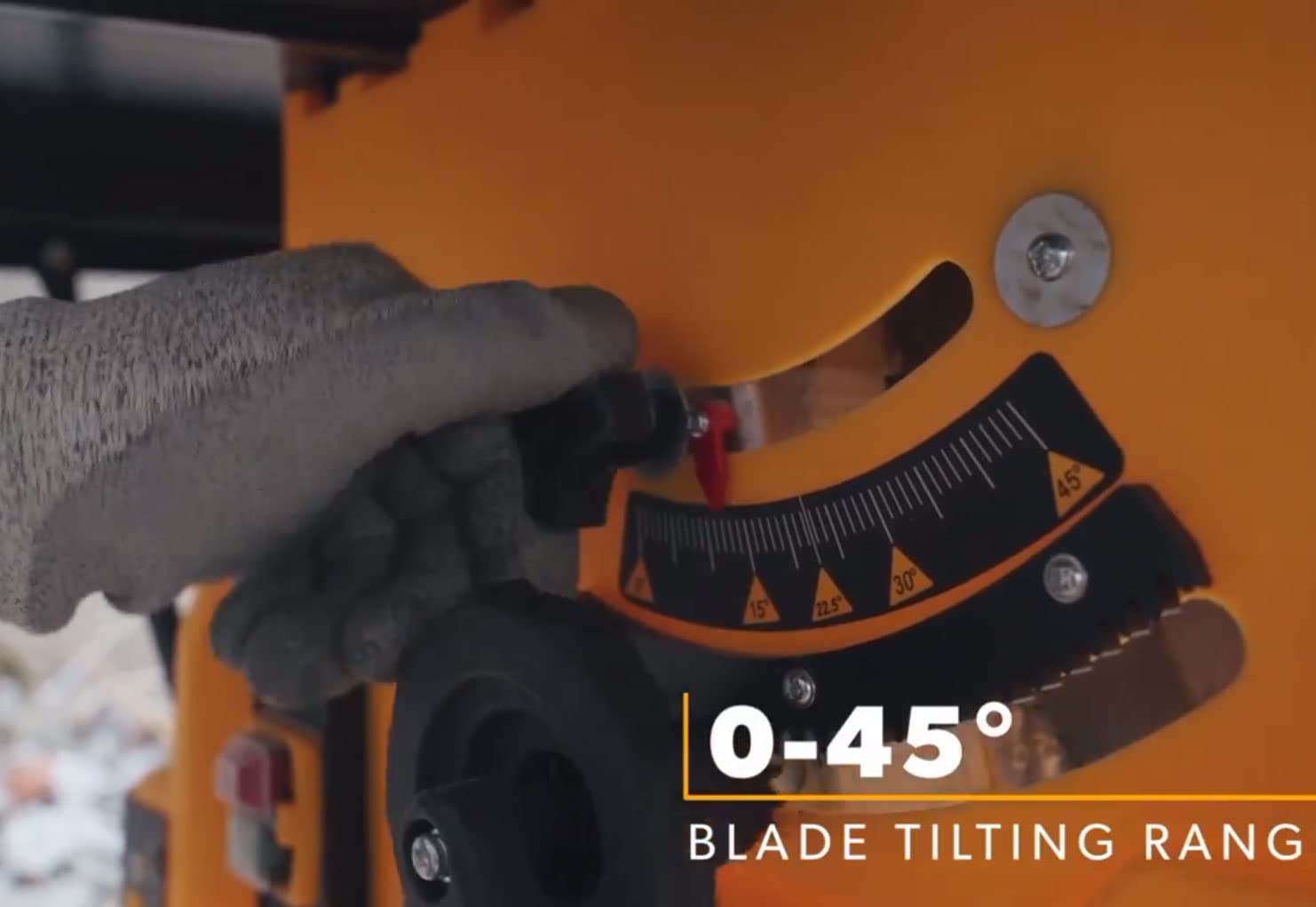 Banco Sierra 1500w Tolsen Tools Dimensiones de la mesa principal: 546 x 630 mm Campo de inclinación hoja: 0°- 45°