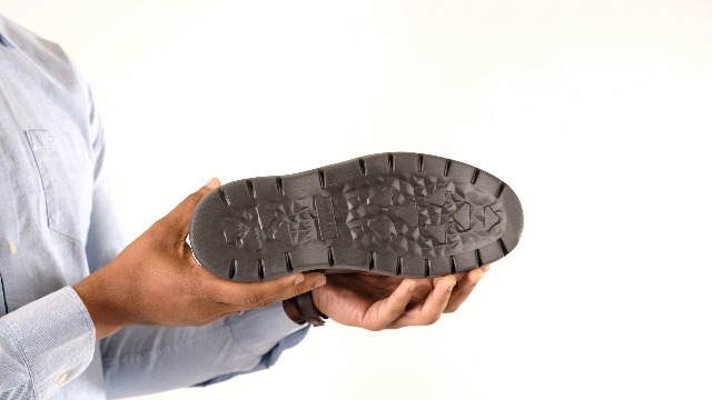 Amazon.com | Dockers Rowan Men's Rugged Casual Boot | Chukka