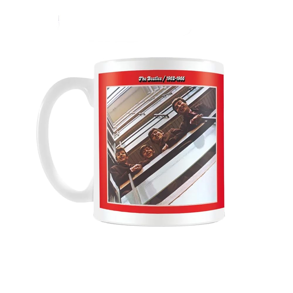 Pyramid International Red The Beatles ( And Blue) Mug & Sock Set – Fun Beatles Design, Includes Matching Cozy Socks, Durable And Microwave Safe, 11Oz/312Ml Mug, Awesome Choice For Music Fans