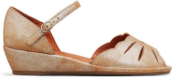 Gentle Souls by Kenneth Cole womens Lily Moon