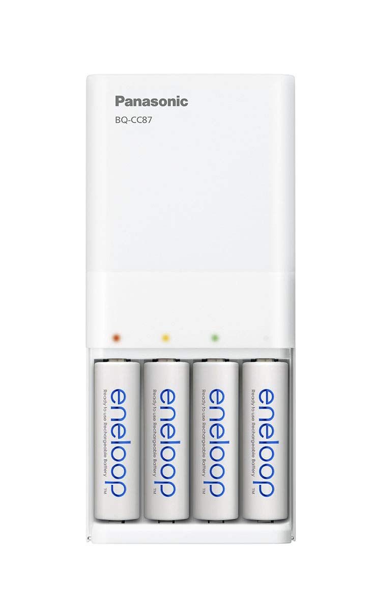 Panasonic eneloop - Cargador rápido USB Cargador rápido USB con 4 pilas eneloop AA.