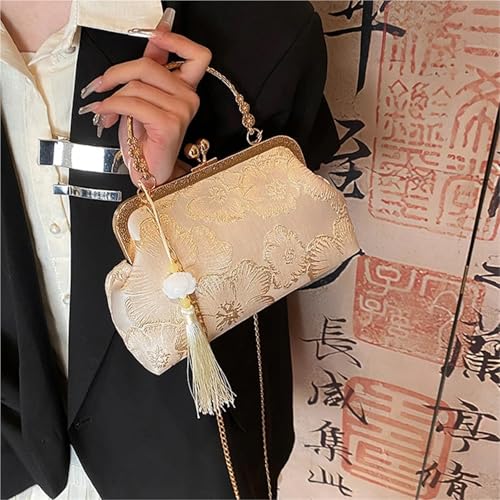 Sac de soirée brodé pour ne plus choisir entre style et espace - 4