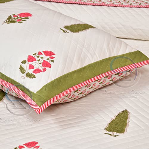 Image of 380 GSM Jaipuri Hand Block Flower and Tree Design Printed Reversible Pure Cotton Double Bed Winter and Summer Quilt Razai - King Size Red, Green, Cream and Multicolor, Rajai