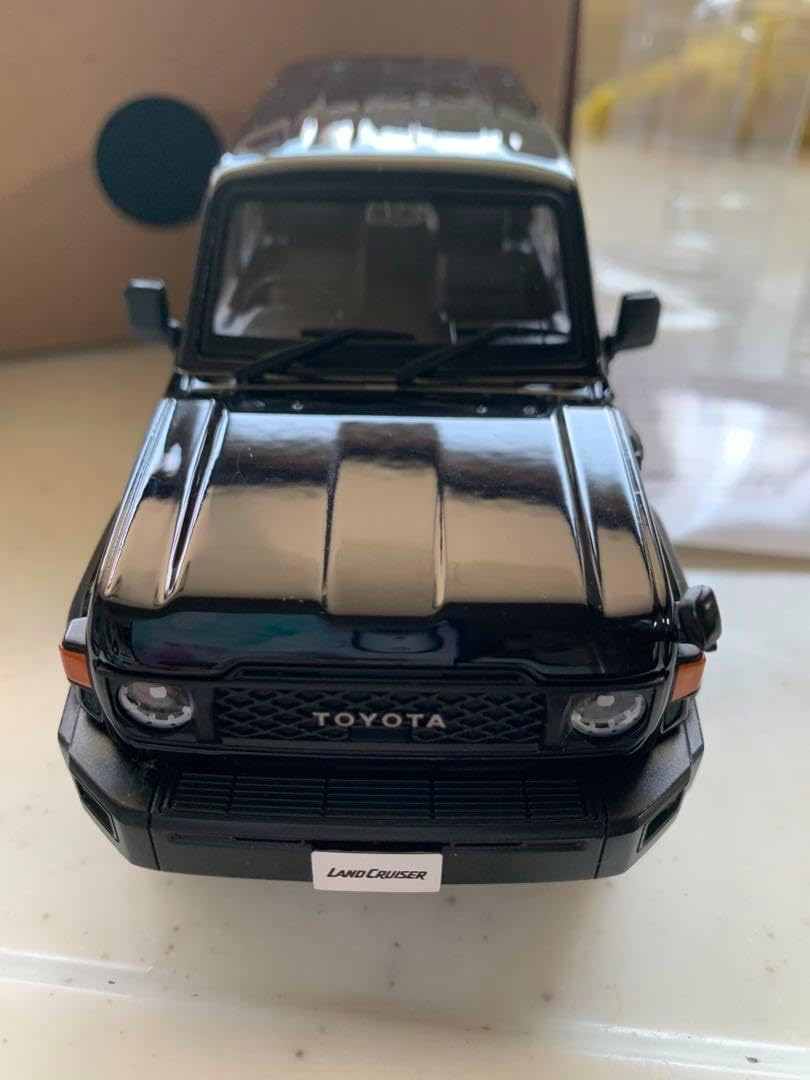 ランドクルーザー1／30 ミニカー 黒 ランドクルーザー70 ランクル70