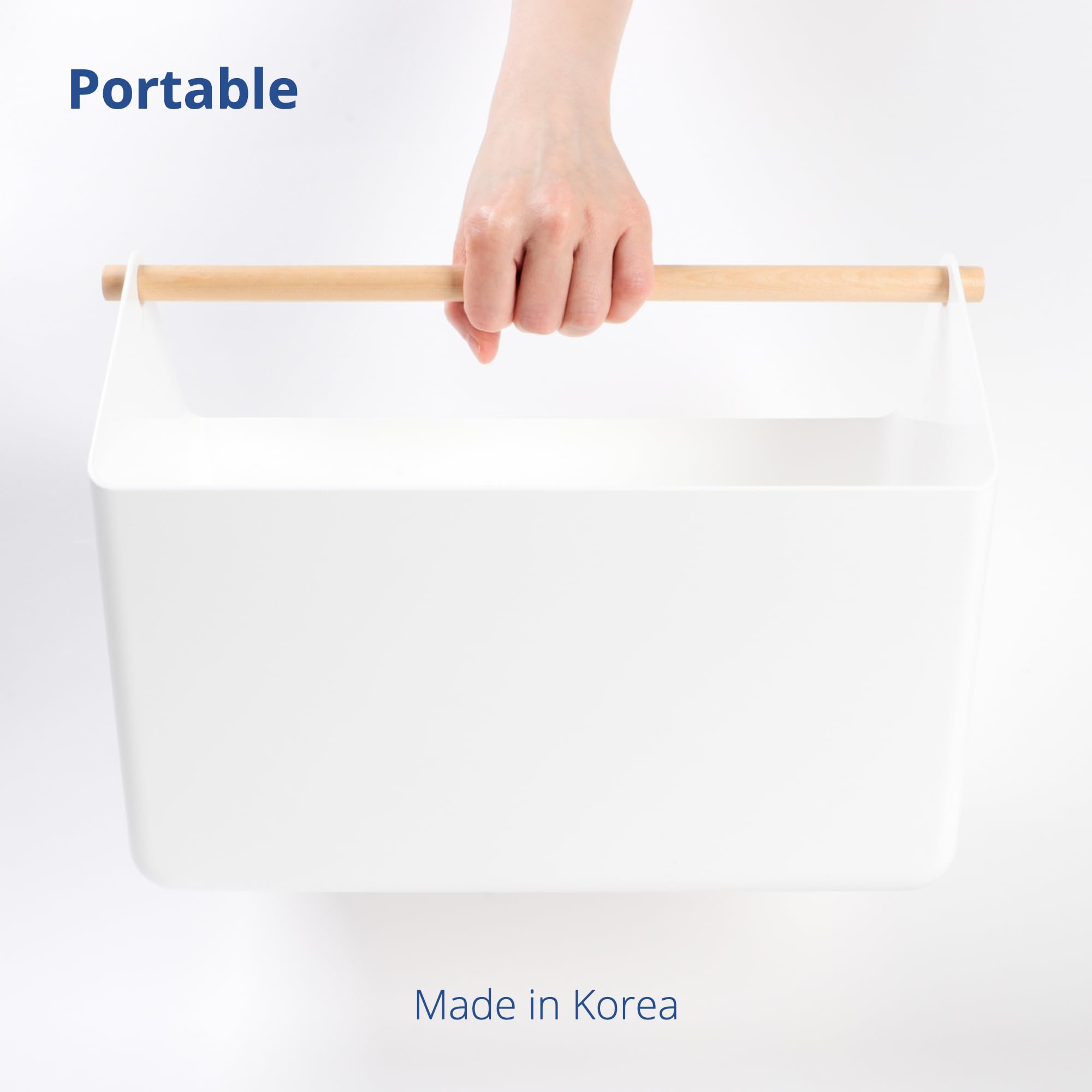 BLUE GINKGO Cesta de almacenamiento grande - Organizador de plástico con mango de madera para baño, despensa o suministros de limpieza (blanco)