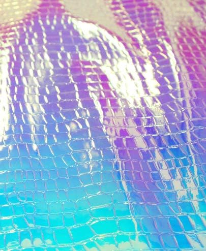 Miniatura 1 de Fabric Empire Tapicería de vinilo en relieve holograma holográfico de cocodrilo holograma brillante tela 54 pulgadas de ancho vendido por The Yard