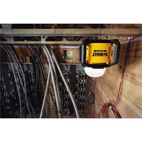DEWALT 20V MAX LED Work Light, Tool Only (DCL074)