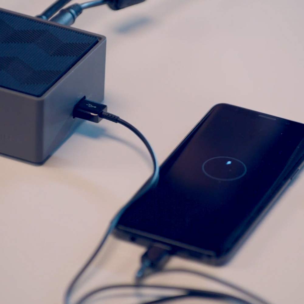 Amazon.co.jp: 【日本正規代理店品】targus USB Type-C接続 最大100W