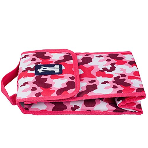 Image of Wildkin Kids Insulated Lunch Bag for Boys and Girls, Lunch Bags is Ideal Size for Packing Hot or Cold Snacks for School and Travel, Mom's Choice Award Winner, BPA-Free (Camo Pink)