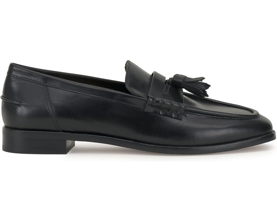 Vince Camuto Chiamry - Left View