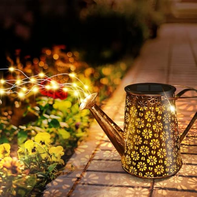 Outdoor Solar Watering Can with Lights Garden Decor Large Solar Powered Lanterns Hanging Waterproof LED Decorative Retro Metal Kettle String Lights for Table Yard Pathway Walkway Gardening Gifts