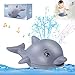 HUSAN Jouets de Bain pour bébé, Dauphin Animal Baignoire Jouet de Piscine avec Musique Lumière arroseur à Induction Eau de pulvérisation Automatique pour Nourrissons Enfants Garçons et Filles (Gris)