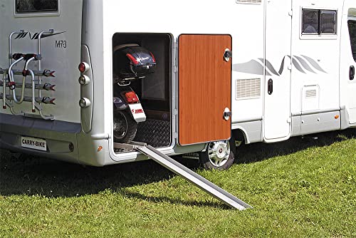 i sistemi portamoto sono ideali per essere installati nei camper con vano garage