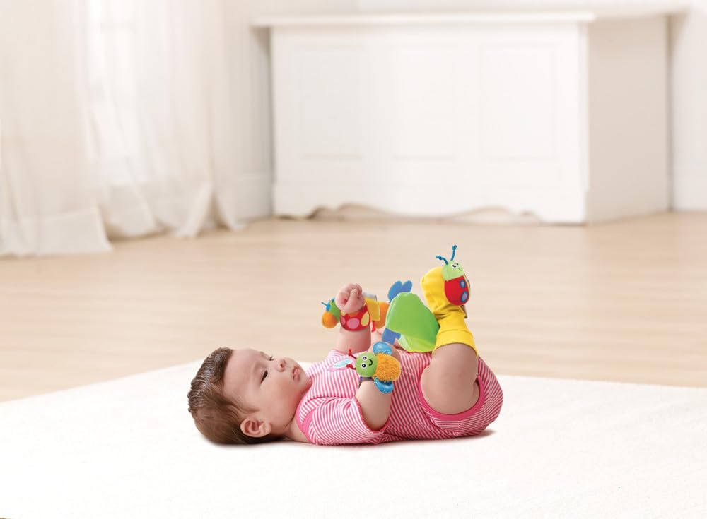 LAMAZE Gardenbug Wrist Baby Rattle Toy Baby Gift Set, Cute Foot Finder Baby Toy with Sensory Stimulation, Suitable for Boys & Girls From 0-6 Months, Styles May Vary LC27634