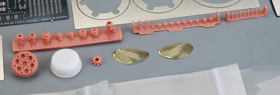 タミヤ 1/12 スズキエクスターGSXと専用ディテールアップパーツセット Amazon | ホビーデザイン HD02-0438 1/12 スズキ GSX-RR 2020