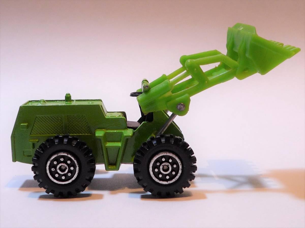 日本製 トミカ 古河 ホイールローダー グリーン トミカ 古河 ホイール